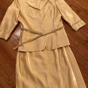 Beautiful 100% silk suite